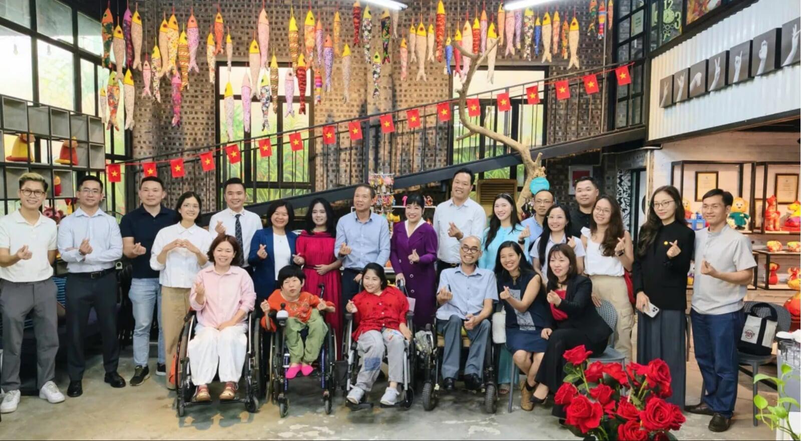 KYMVIET CHÀO ĐÓN PHÓ CHỦ TỊCH ALPHANAM NGUYỄN NGỌC MỸ VÀ ĐOÀN DOANH NHÂN TRONG HÀNH TRÌNH “KẾT NỐI TẠO TÁC ĐỘNG XÃ HỘI”